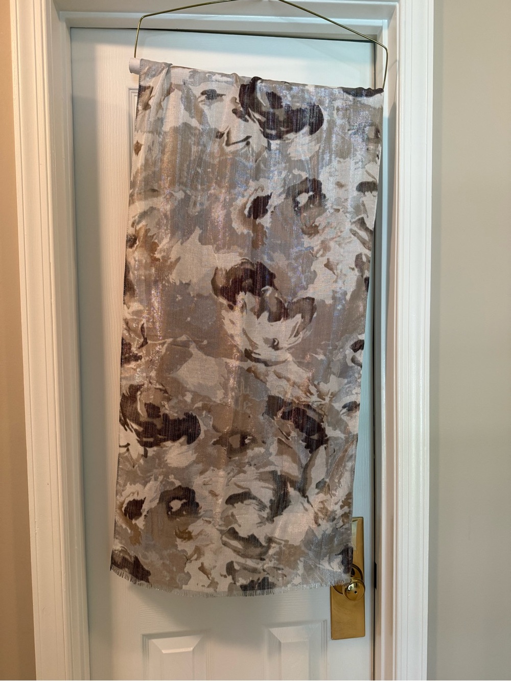 Neutral shimmery Floral Print Women's scarf